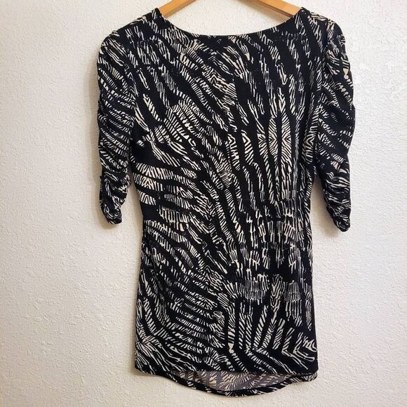 Alfani ruched sleeve & sides blouse: Flattering,  Comfy,  Effortless,  Essential - Picture 4 of 5